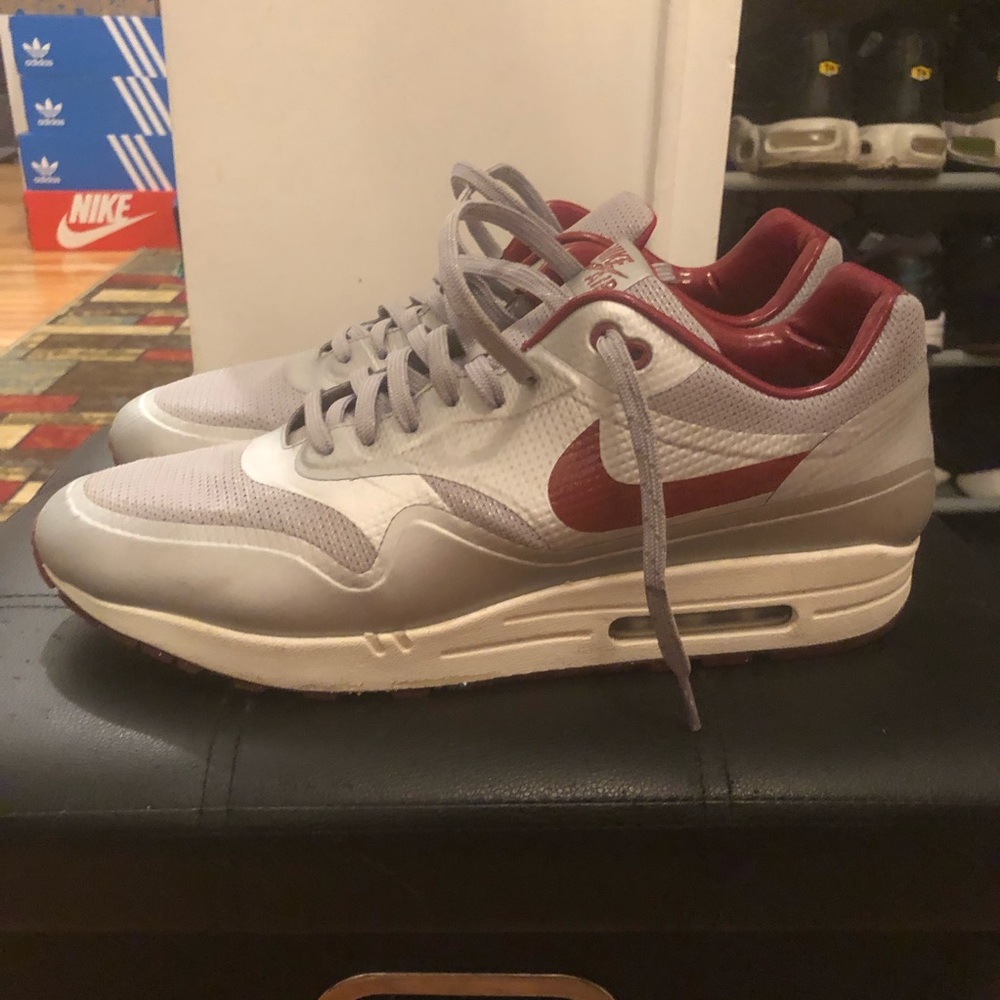 Air Max 1 Hyperfuse “Silver Deep Red”